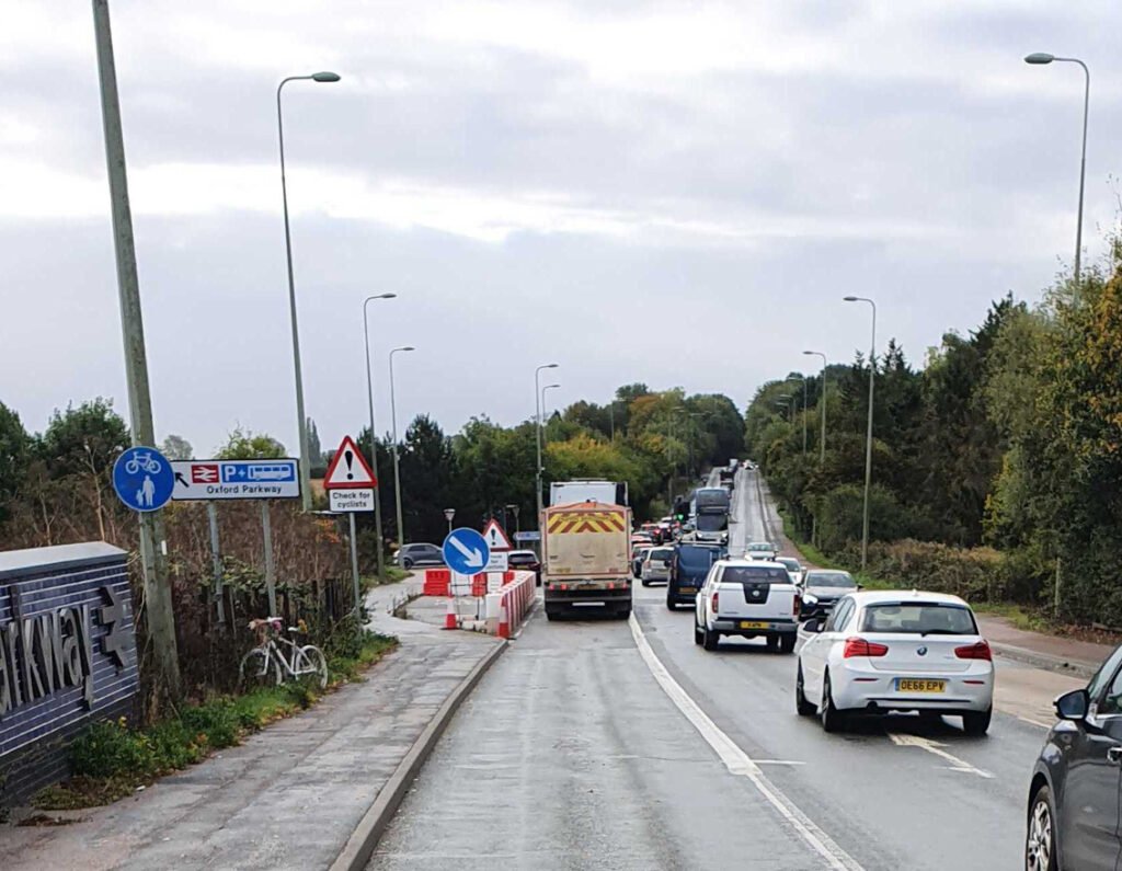Aggregates lorry at Oxford Parkway, credit Christiaan Monden